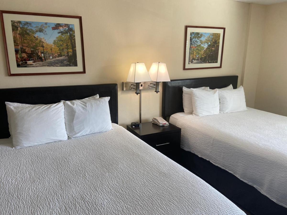 University Inn Duke Дарем Экстерьер фото